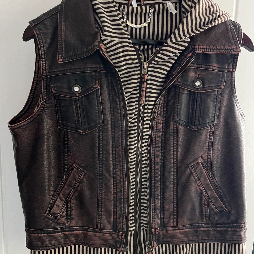 Women’s Paparazzi Vest